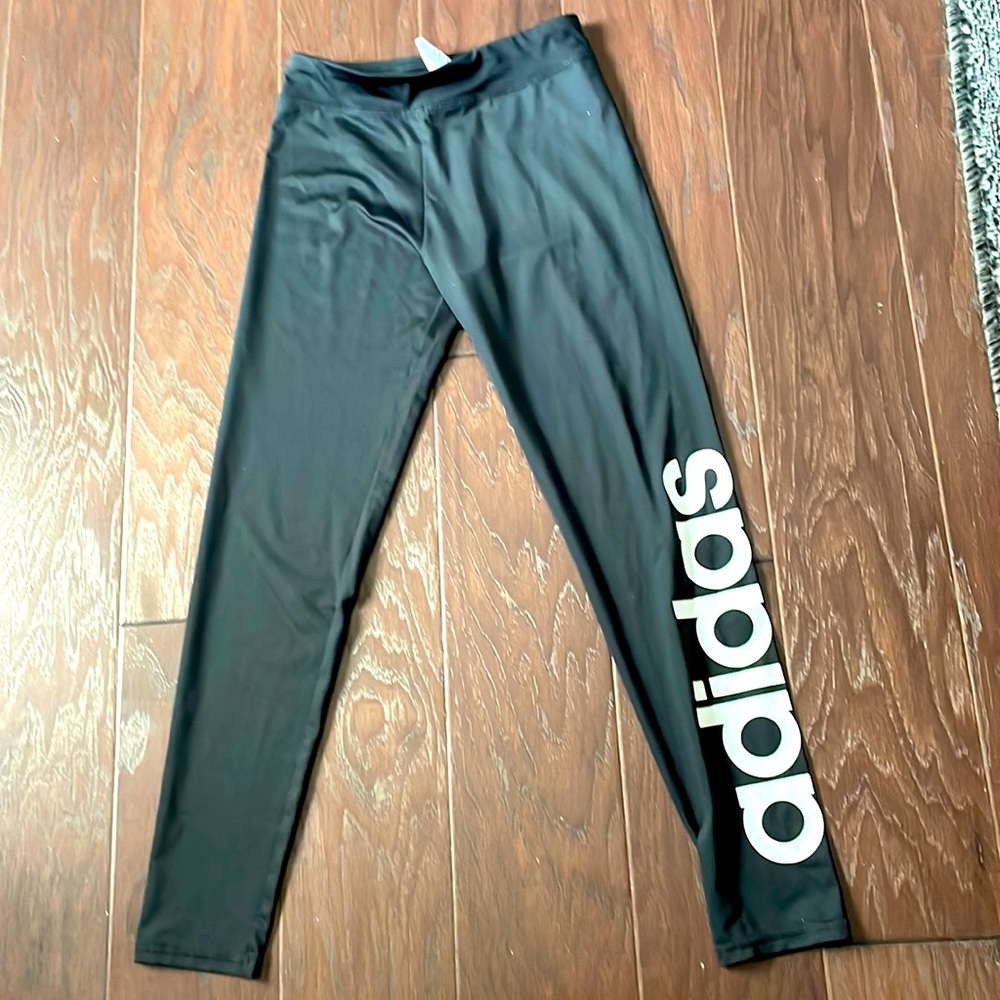 I am selling this because I’ve never used it:)